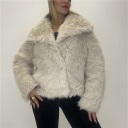 pelliccia foderata con bottoni luxe